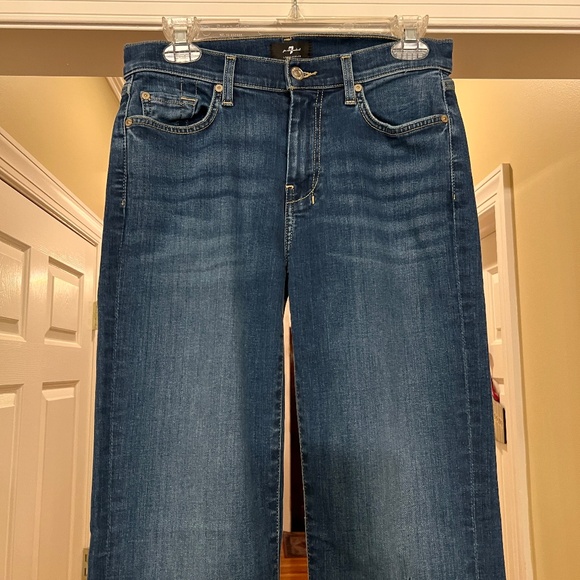 EUC Women's 7 for All Mankind Dojo Wide Leg Frayed Hem Stretch Jeans Size 28 - Picture 4 of 6